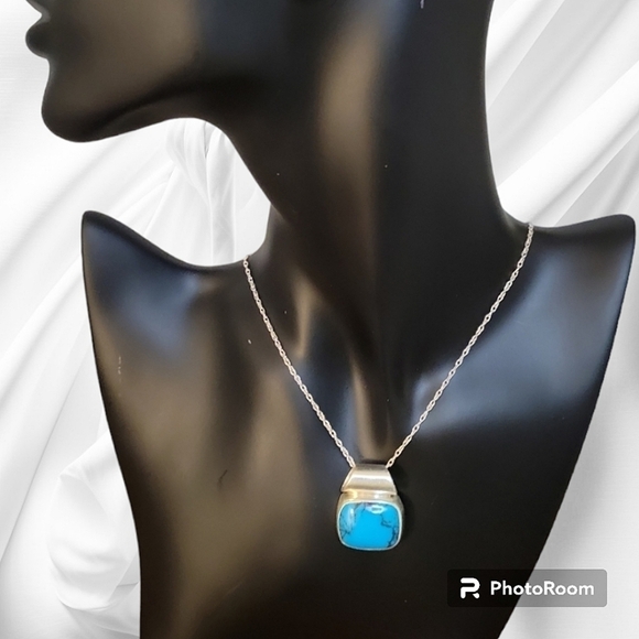 Sterling Silver Western Turquoise Gem Pendant Chain Necklace - Picture 1 of 4